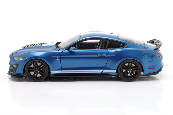 Ford Ford Mustang Shelby GT500 2022 - 1:18 - IXO Models