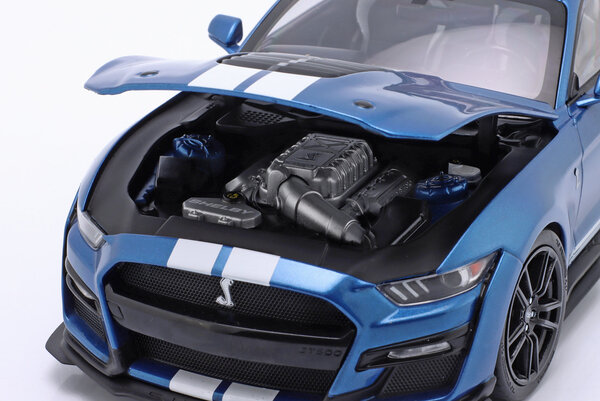 Ford Ford Mustang Shelby GT500 2022 - 1:18 - IXO Models