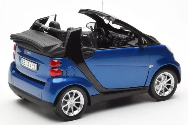 Smart Smart Fortwo Cabrio 2007 - 1:18 - Minichamps