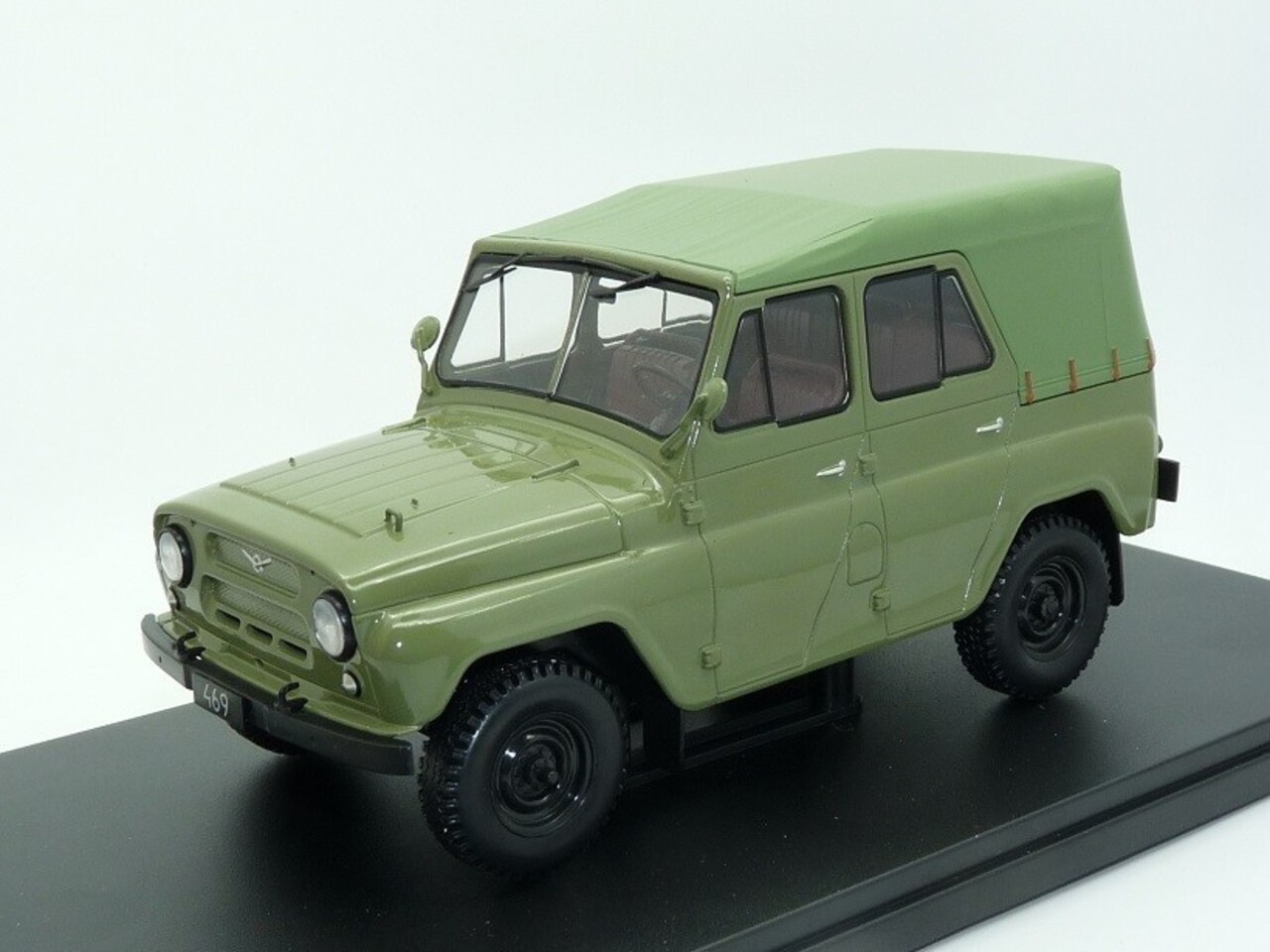 UAZ UAZ 469 1975 - 1:24 - Whitebox