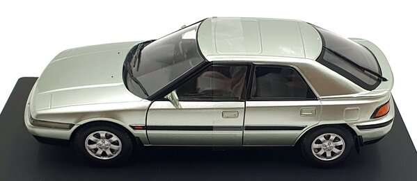 Mazda Mazda 323 F 1989 - 1:24 - Whitebox