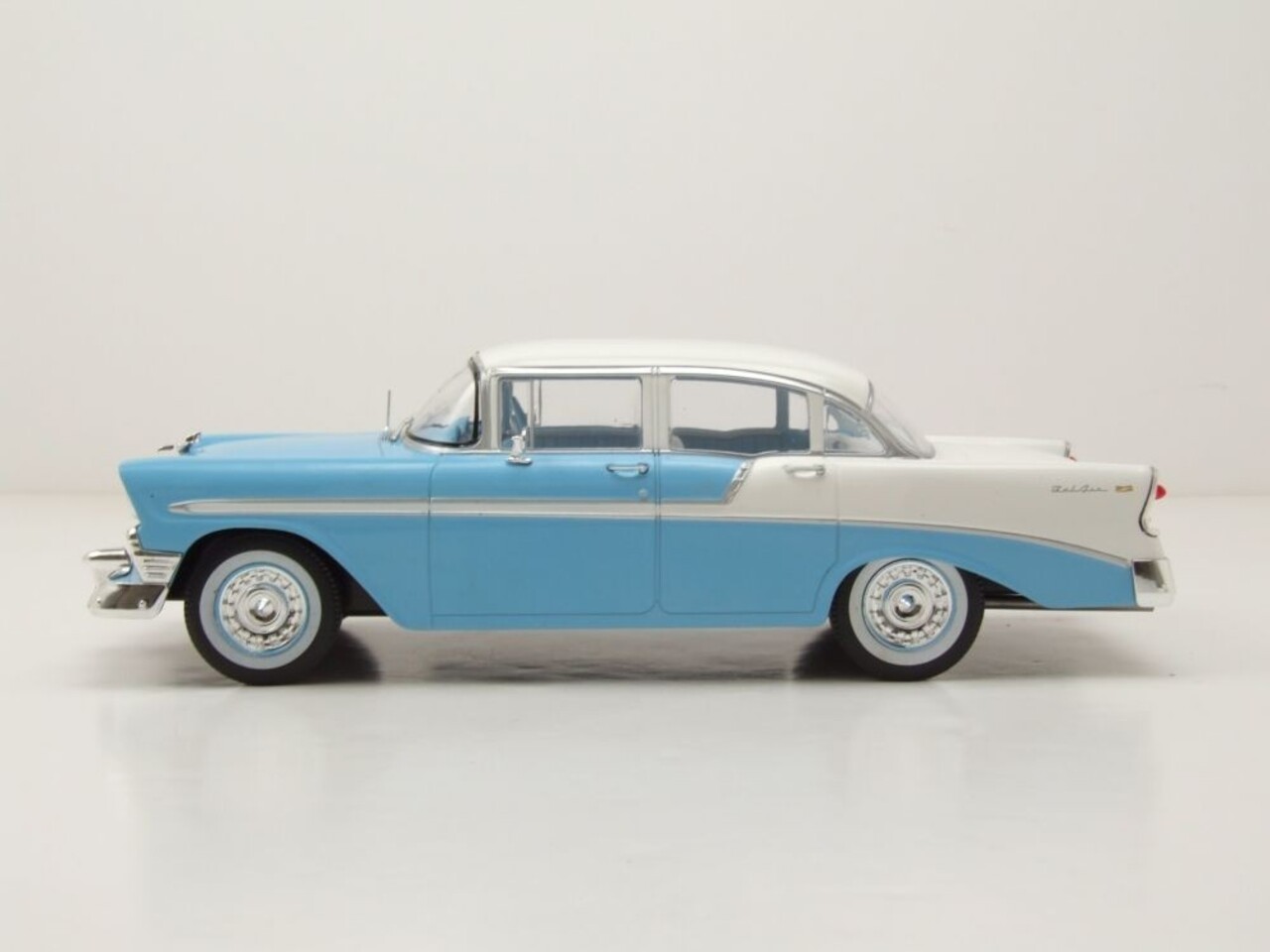 Chevrolet Chevrolet Bel Air 4-Door Hard Top 1956 - 1:24 - Whitebox