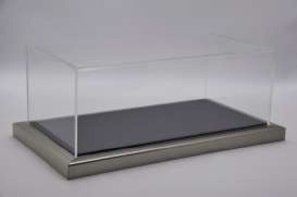 Atlantic Display Case + Black Carbon + Metal Base - 1:24 - Atlantic