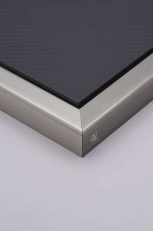 Atlantic Display Case + Black Carbon + Metal Base - 1:24 - Atlantic