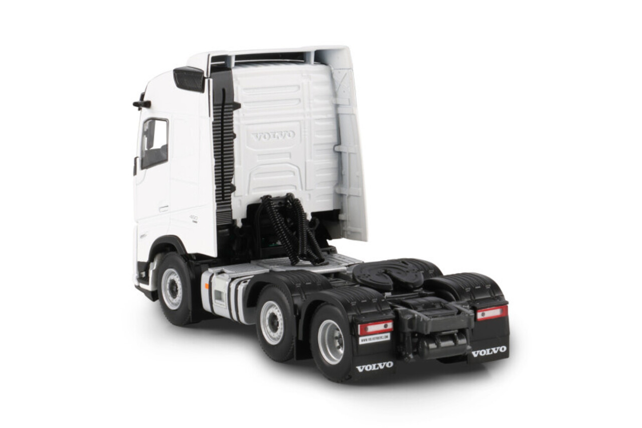 Volvo Volvo FH Aero Globetrotter 6x2 Twin Steer - 1:50 - WSI Models