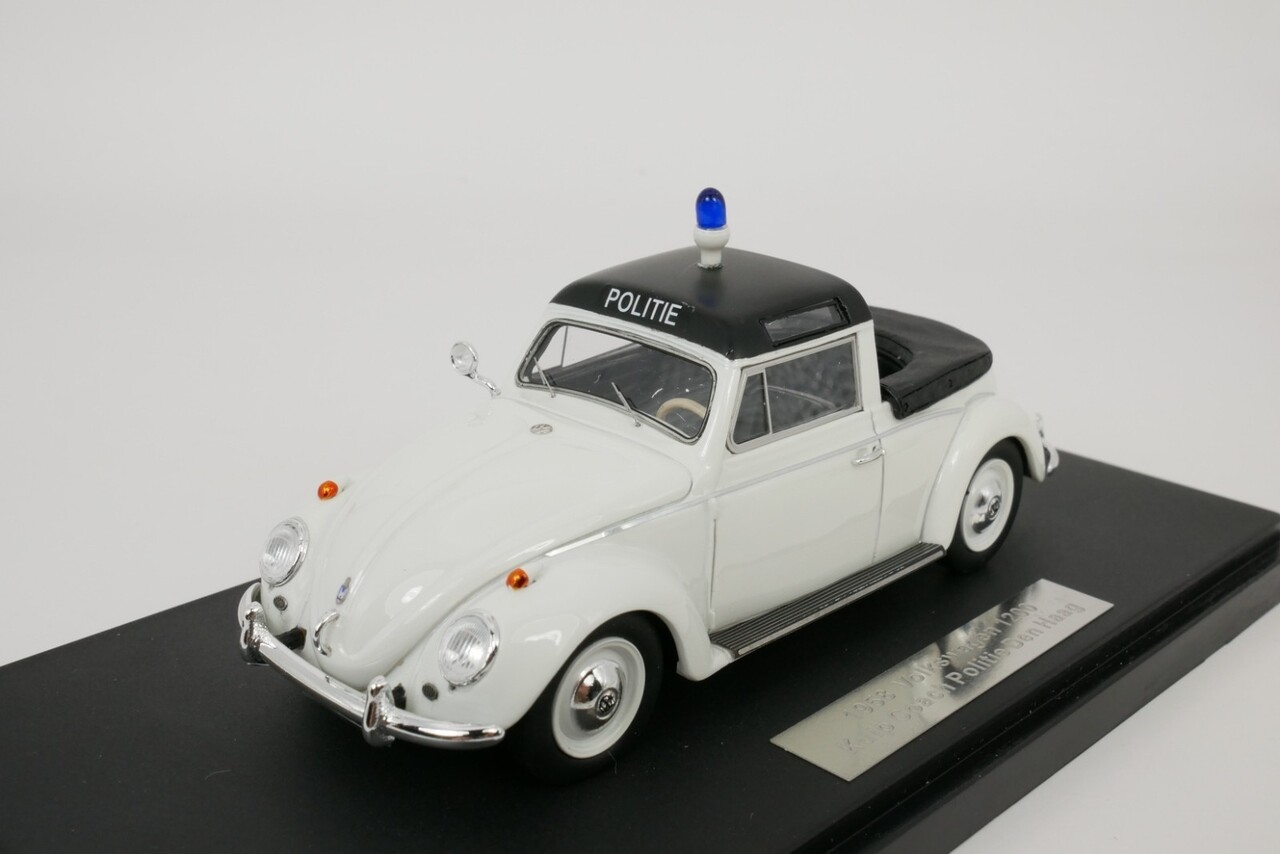 Volkswagen Volkswagen Maggiolino Beetle Semiconvertible Open Police 1958 - 1:43 - Matrix Scale Models