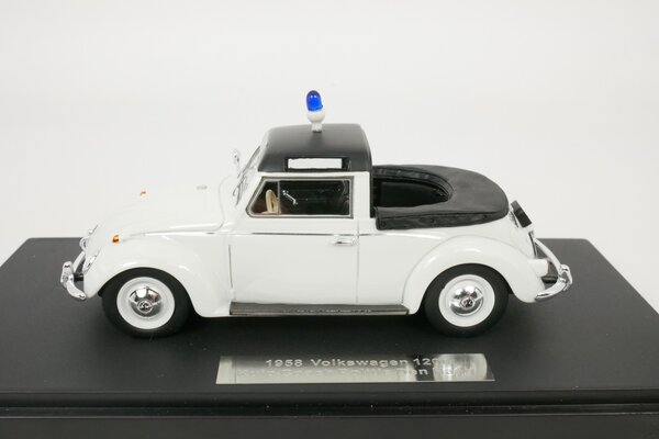 Volkswagen Volkswagen Maggiolino Beetle Semiconvertible Open Police 1958 - 1:43 - Matrix Scale Models