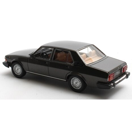 Alfa Romeo Alfa Romeo 6 2.5 (T119) 1979-1983 - 1:43 - Matrix Scale Models
