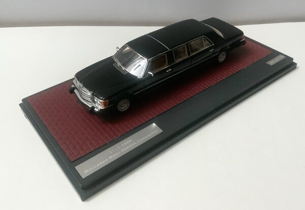 Mercedes-Benz Mercedes-Benz S-Class 450SEL 6.9 (W116) Limousine 1973 - 1:43 - Matrix Scale Models