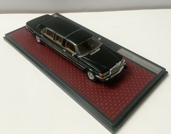 Mercedes-Benz Mercedes-Benz S-Class 450SEL 6.9 (W116) Limousine 1973 - 1:43 - Matrix Scale Models