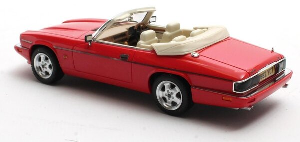 Jaguar Jaguar XJS 4.0 Celebration Cabriolet Open 1995 - 1:43 - Matrix Scale Models