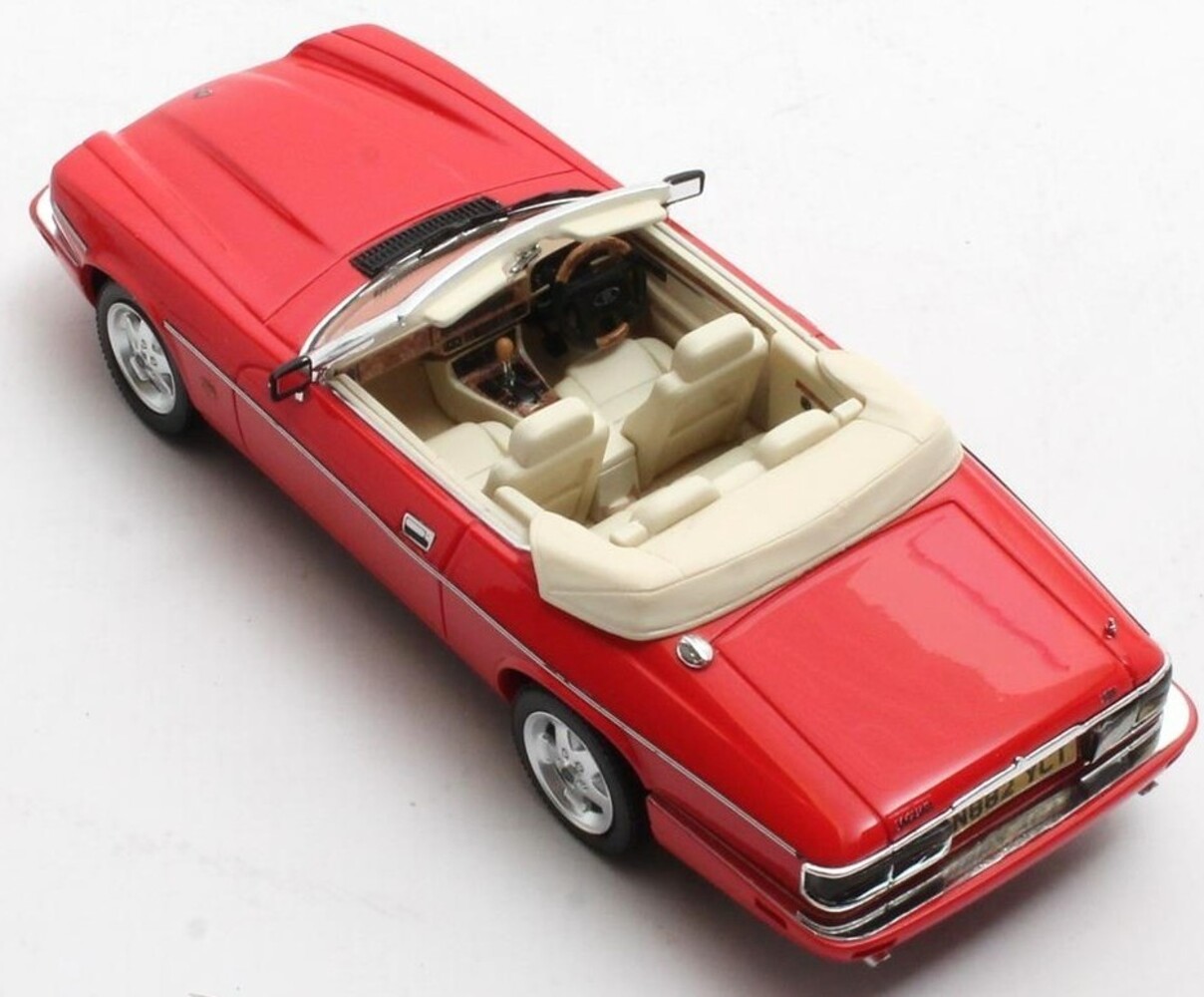 Jaguar Jaguar XJS 4.0 Celebration Cabriolet Open 1995 - 1:43 - Matrix Scale Models