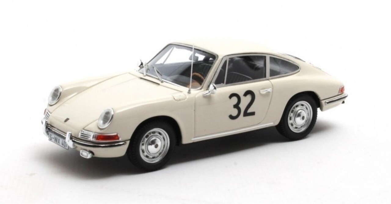 Porsche Porsche 911S Coupe #32 Test Car 24H Le Mans 1966 - 1:43 - Matrix Scale Models