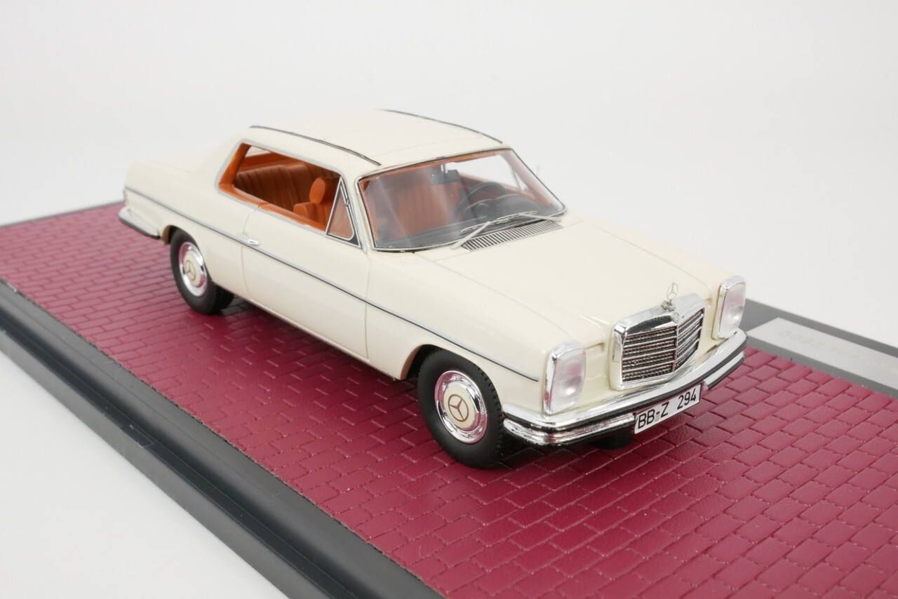 Mercedes-Benz Mercedes-Benz S-Class 280C Coupe (W111) 1968 - 1:43 - Matrix Scale Models
