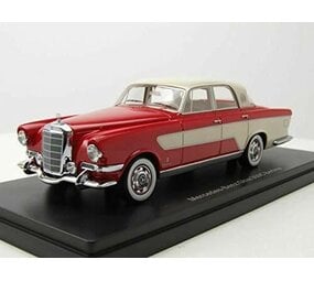 Mercedes-Benz Mercedes-Benz Ghia 300C Berlina 1956 - 1:43 - Neo Scale Models
