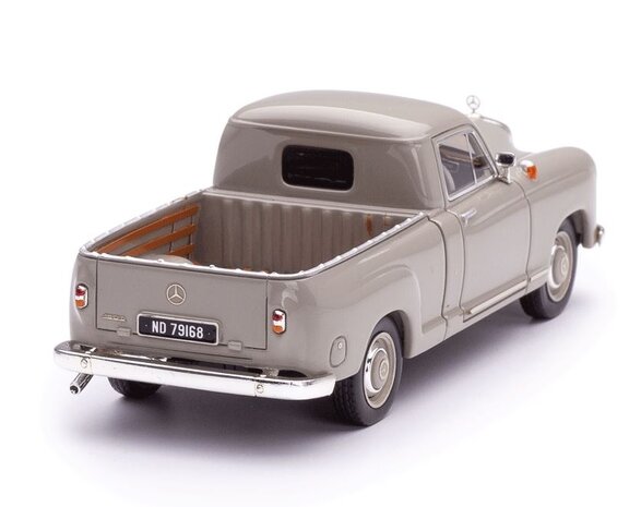 Mercedes-Benz Mercedes-Benz 180D (W120) Bakkie 1956 - 1:43 - PremiumX - Models Mercedes-Benz Mercedes-Benz 180D (W120) Bakkie 1956 - 1:43 - PremiumX - Models