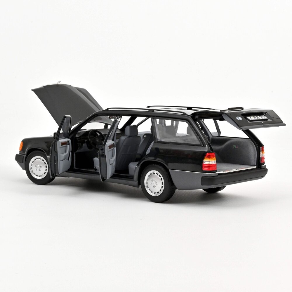 Mercedes-Benz Mercedes-Benz 300 D T-Model S124 1990 - 1:18 - Norev Mercedes-Benz Mercedes-Benz 300 D T-Model S124 1990 - 1:18 - Norev