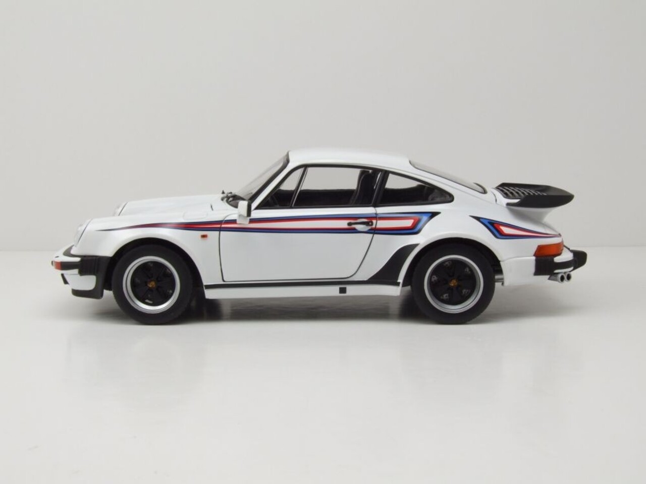 Porsche Porsche 911 Turbo 3.3 1980 - 1:18 - Norev