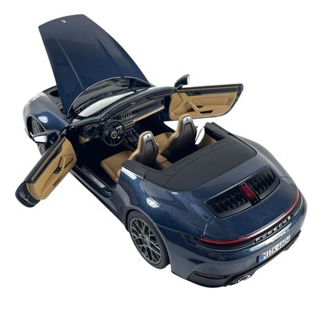 Porsche Porsche 911 Carrera Cabriolet 2025 - 1:18 - Norev Porsche Porsche 911 Carrera Cabriolet 2025 - 1:18 - Norev