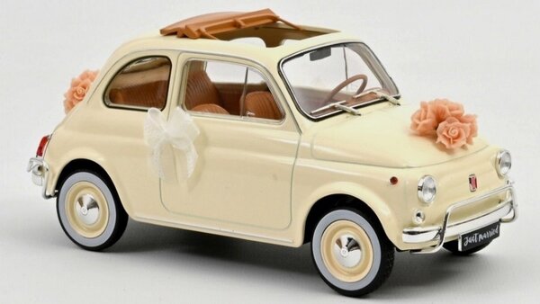 Fiat Fiat 500 L 1968 'Wedding Gift' - 1:18 - Norev Fiat Fiat 500 L 1968 'Wedding Gift' - 1:18 - Norev