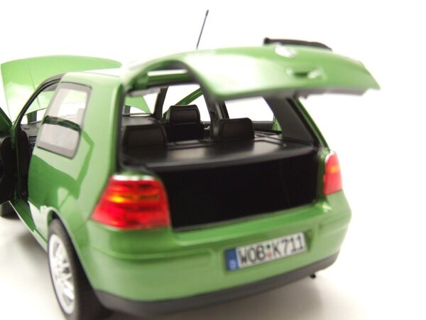 Volkswagen Volkswagen Golf GTi 1998 - 1:18 - Norev Volkswagen Volkswagen Golf GTi 1998 - 1:18 - Norev