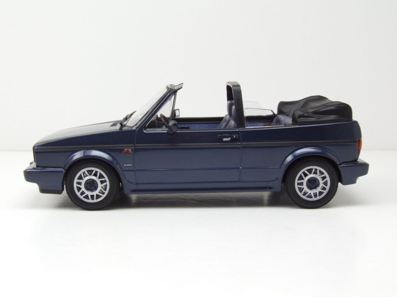Volkswagen Volkswagen Golf Cabriolet Quartett 1992 - 1:18 - Norev Volkswagen Volkswagen Golf Cabriolet Quartett 1992 - 1:18 - Norev