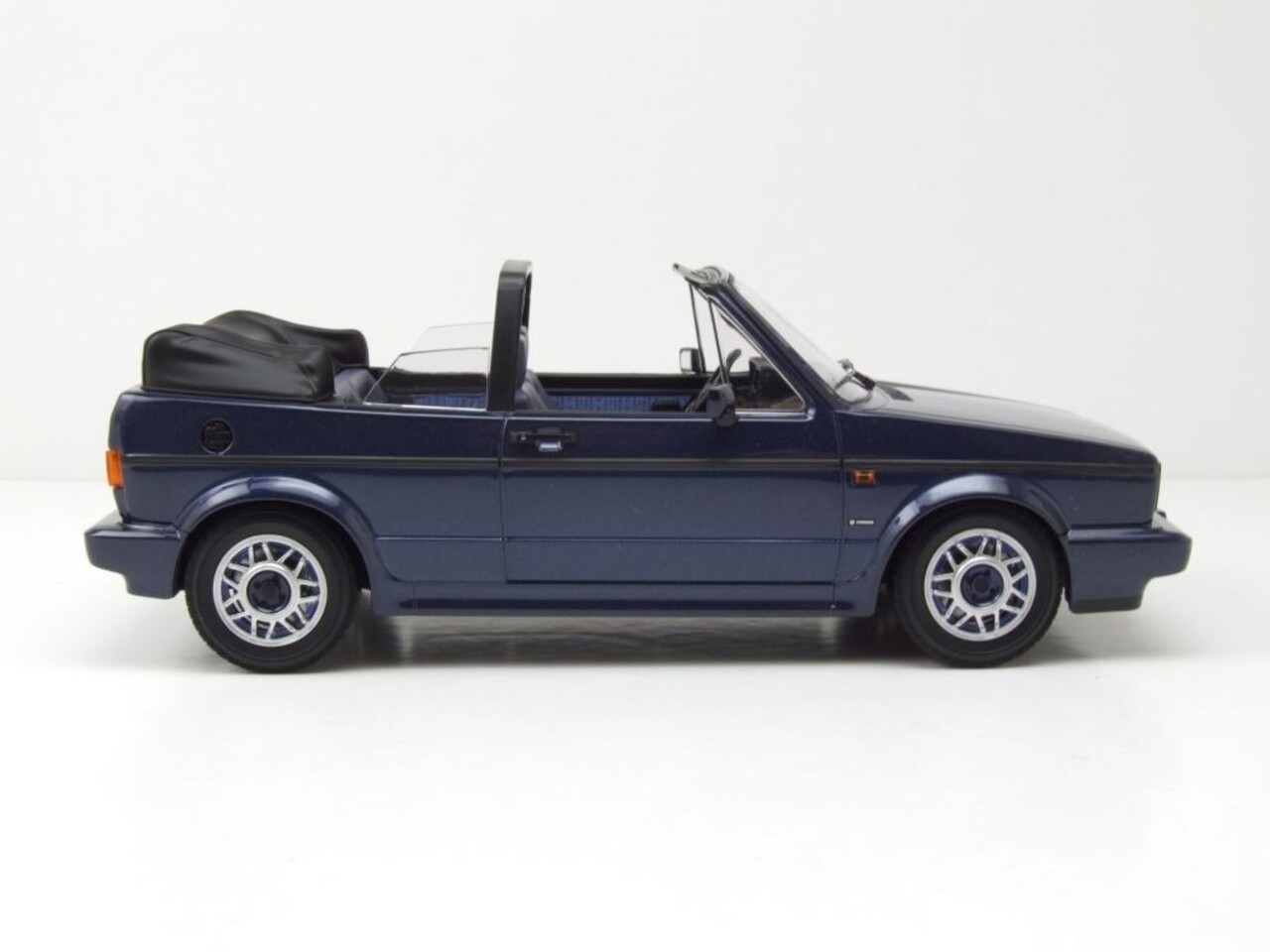Volkswagen Volkswagen Golf Cabriolet Quartett 1992 - 1:18 - Norev Volkswagen Volkswagen Golf Cabriolet Quartett 1992 - 1:18 - Norev