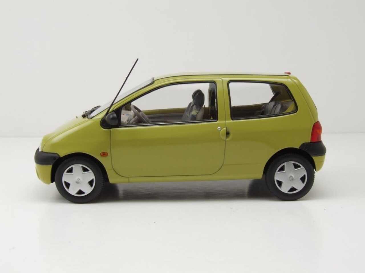 Renault Renault Twingo 1998 - 1:18 - Norev Renault Renault Twingo 1998 - 1:18 - Norev
