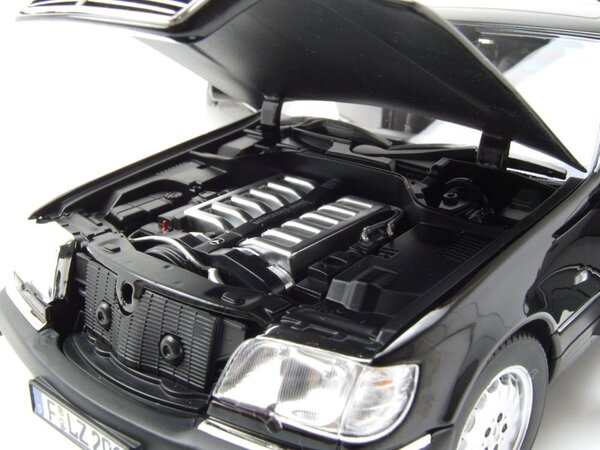 Mercedes-Benz Mercedes-Benz S600 1997 - 1:18 - Norev