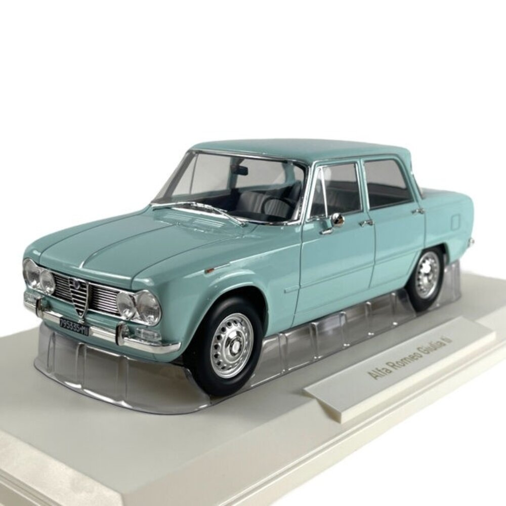 Alfa Romeo Alfa Romeo Giulia Ti 1964 - 1:18 - Norev