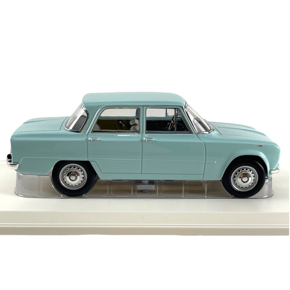 Alfa Romeo Alfa Romeo Giulia Ti 1964 - 1:18 - Norev