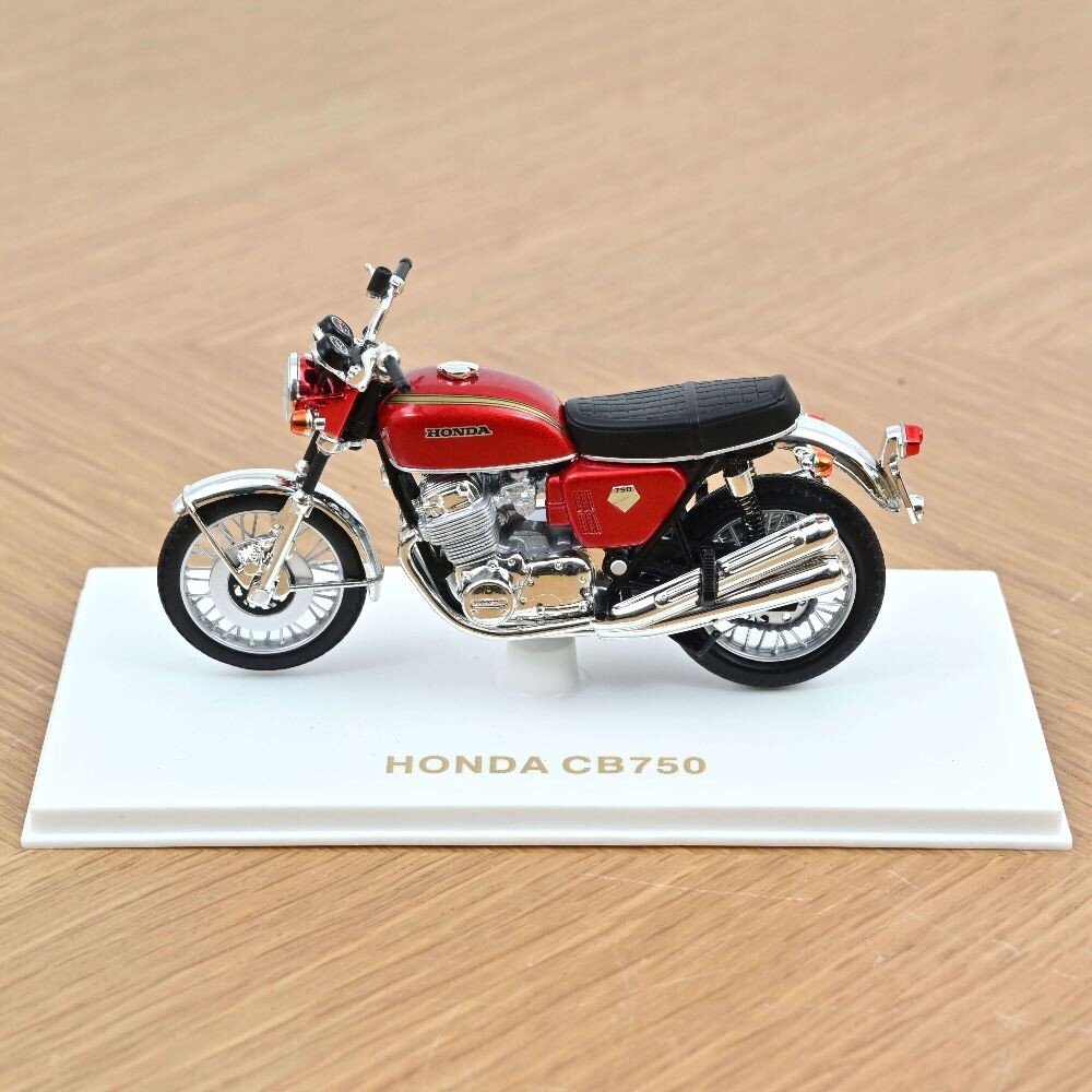 Honda Honda CB 750 1969 - 1:18 - Norev Honda Honda CB 750 1969 - 1:18 - Norev