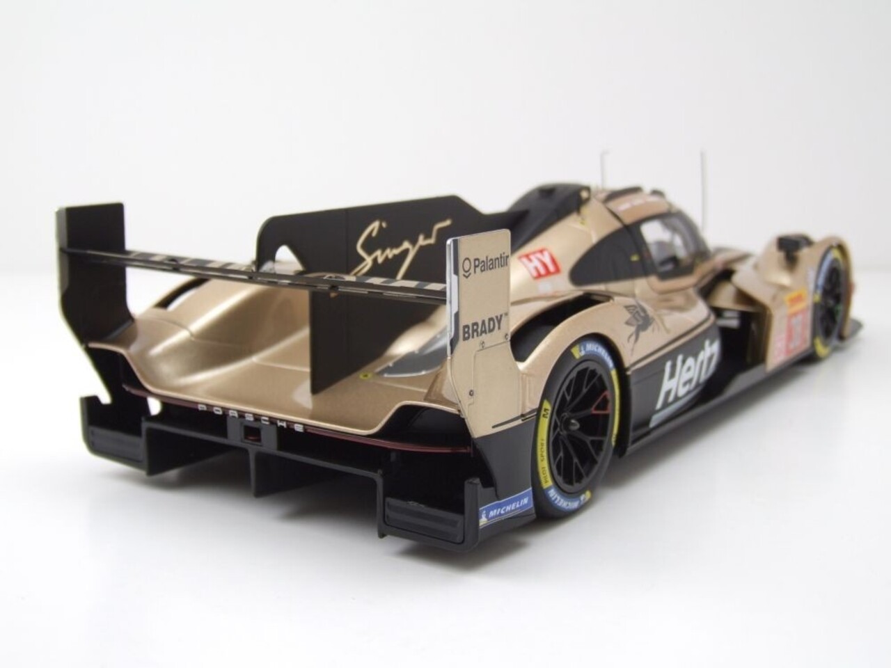 Porsche Porsche 963 #38 24H Le Mans 2024 - 1:18 - Norev Porsche Porsche 963 #38 24H Le Mans 2024 - 1:18 - Norev