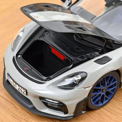 Porsche Porsche Cayman GT4 RS W/Weissach Pack 2023 - 1:18 - Norev