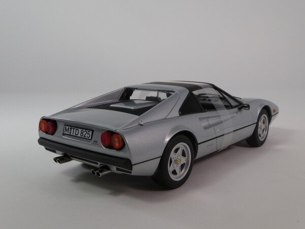 Ferrari Ferrari 308 GTS 1982 - 1:18 - Norev Ferrari Ferrari 308 GTS 1982 - 1:18 - Norev