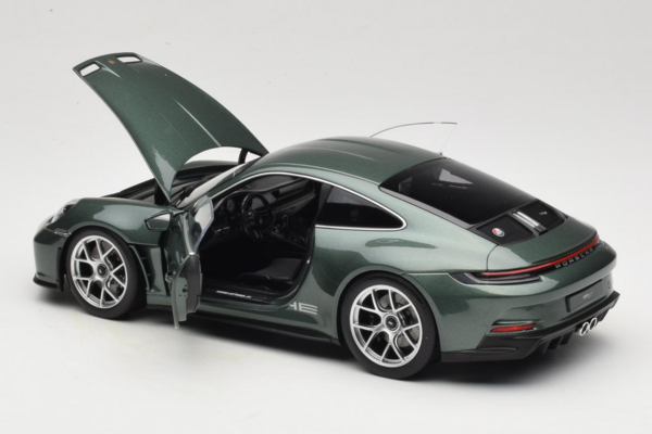 Porsche Porsche 911 S/T 2023 - 1:18 - Norev Porsche Porsche 911 S/T 2023 - 1:18 - Norev