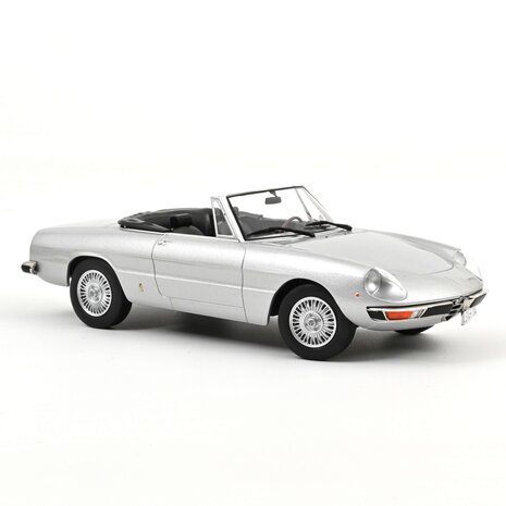 Alfa Romeo Alfa Romeo 2000 Spider 1973 - 1:18 - Norev