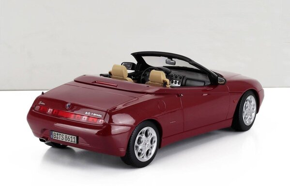 Alfa Romeo Alfa Romeo Spider 1999 - 1:18 - Norev Alfa Romeo Alfa Romeo Spider 1999 - 1:18 - Norev