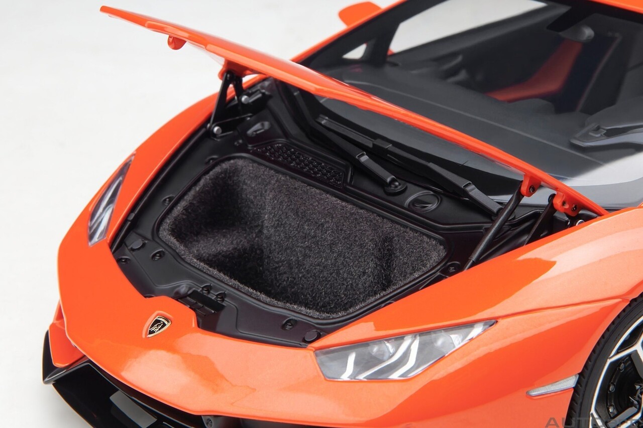 Lamborghini Lamborghini Huracán EVO - 1:18 - AUTOart Lamborghini Lamborghini Huracán EVO - 1:18 - AUTOart