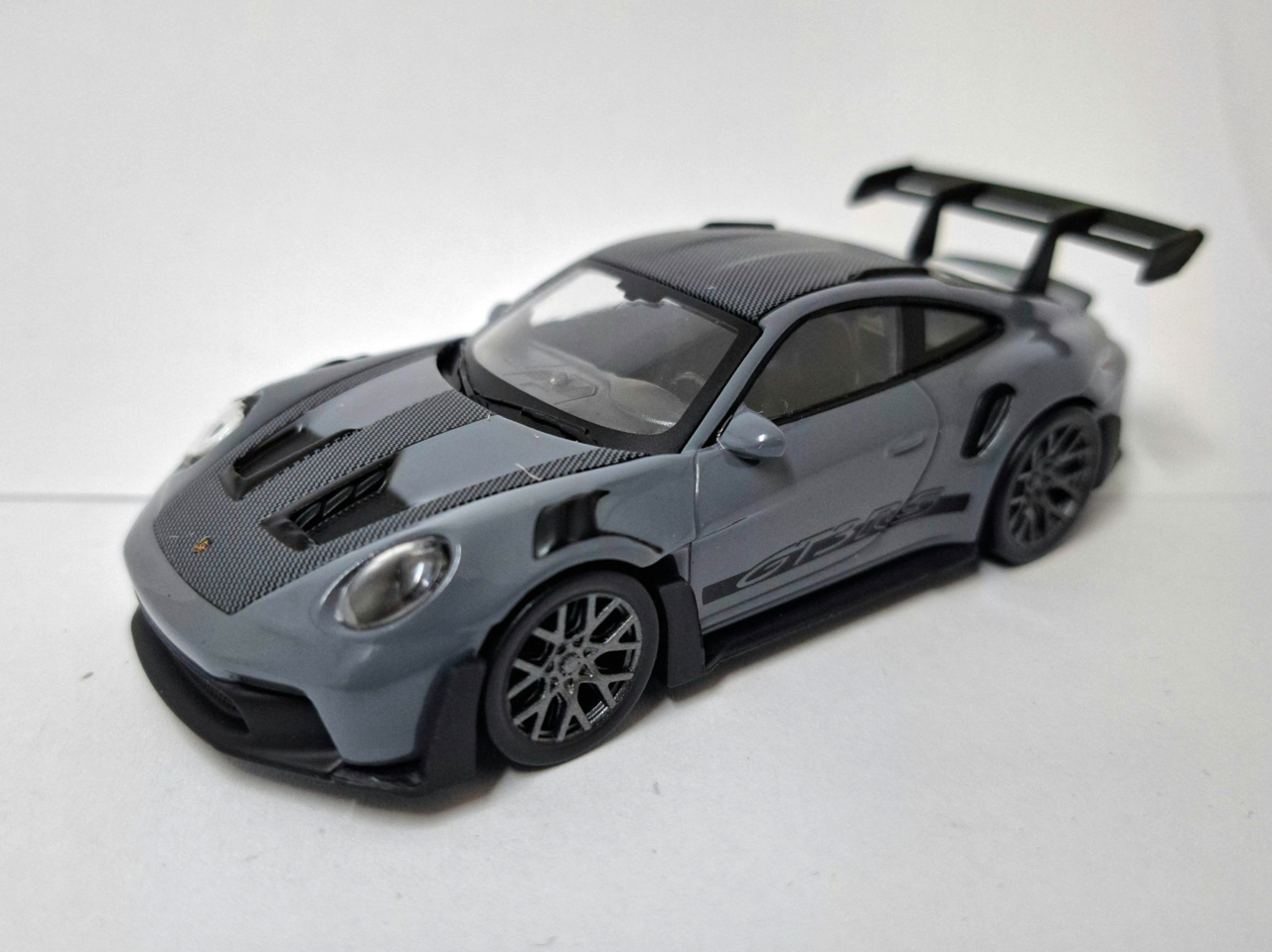 Porsche Porsche 911 GT3 RS 2022 'Weissach Pack' - 1:43 - Norev Porsche Porsche 911 GT3 RS 2022 'Weissach Pack' - 1:43 - Norev