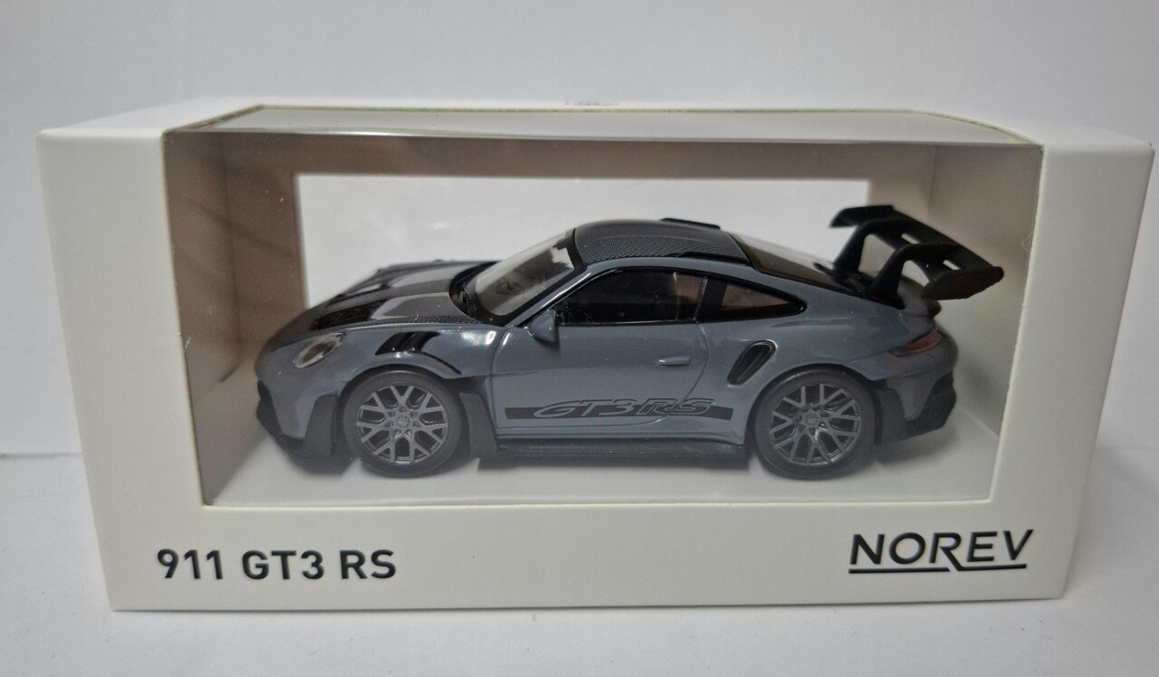 Porsche Porsche 911 GT3 RS 2022 'Weissach Pack' - 1:43 - Norev Porsche Porsche 911 GT3 RS 2022 'Weissach Pack' - 1:43 - Norev