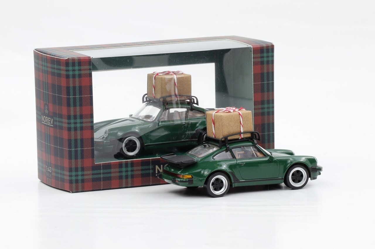 Porsche Porsche 911 Turbo 1978 'Christmas'  - 1:43 - Norev