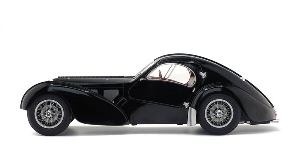 Bugatti Bugatti Type 57 SC Atlantic 1937 - 1:18 - Solido Bugatti Bugatti Type 57 SC Atlantic 1937 - 1:18 - Solido