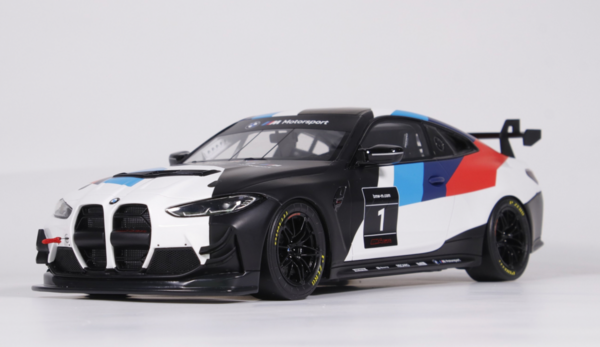 BMW BMW M4 GT4 Presentation 2022 - 1:18 - Otto Mobile Models BMW BMW M4 GT4 Presentation 2022 - 1:18 - Otto Mobile Models