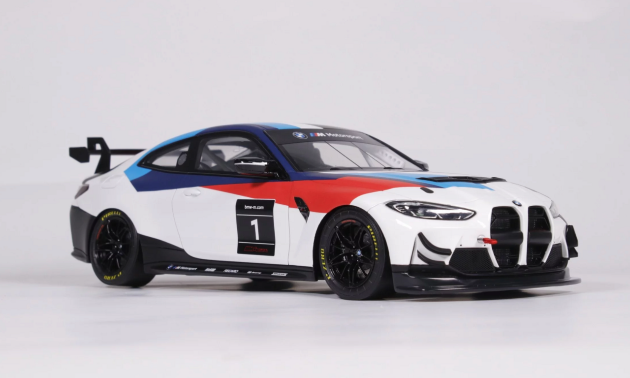 BMW BMW M4 GT4 Presentation 2022 - 1:18 - Otto Mobile Models BMW BMW M4 GT4 Presentation 2022 - 1:18 - Otto Mobile Models