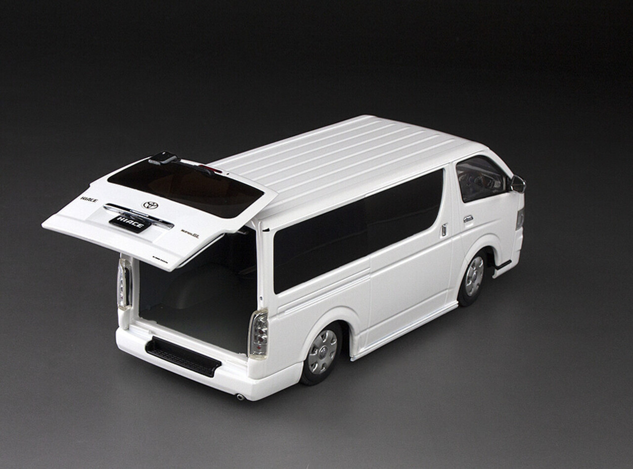 Toyota Toyota H2000 Hiace Van Super GL - 1:24 - Sun Star