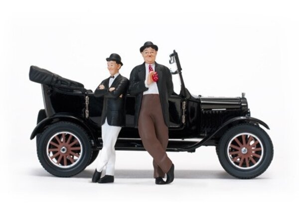 Ford Ford Model T 1925 + 2 Figures: Laurel & Hardy - 1:24 - Sun Star Ford Ford Model T 1925 + 2 Figures: Laurel & Hardy - 1:24 - Sun Star
