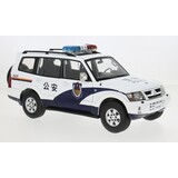 Mitsubishi Mitsubishi Pajero 3.5L V73 'China Police' -1:18 - Sun Star