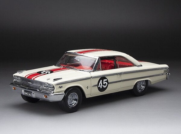 Ford Ford Galaxie 500 XL Hardtop #45 1st British Saloon Car Championship 1963 - 1:18 - Sun Star Ford Ford Galaxie 500 XL Hardtop #45 1st British Saloon Car Championship 1963 - 1:18 - Sun Star