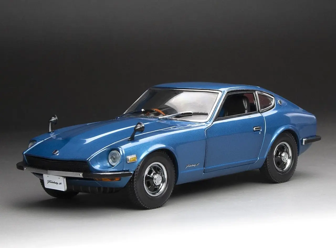 Datsun Datsun Fairlady Z (S30) 1970 - 1:18 - Sun Star Datsun Datsun Fairlady Z (S30) 1970 - 1:18 - Sun Star
